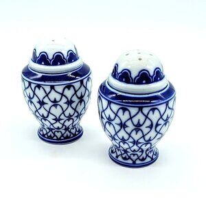 Bombay China Blue White Ceramic Salt Pepper Shakers